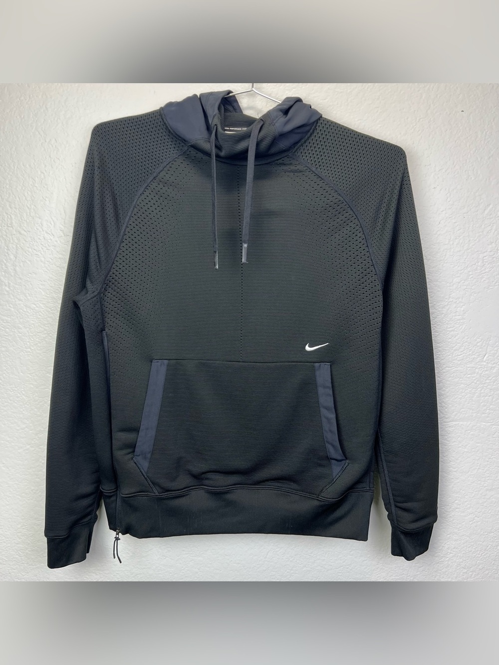 Nike Hoodie Sweatshirt Large Black Therma FIT ADV APS Pullover Training Size M